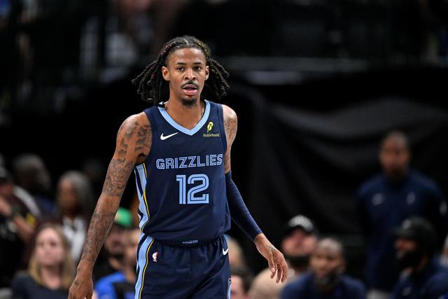 犹豫！张镇麟10中2仅得4分 正负值-13全队最低